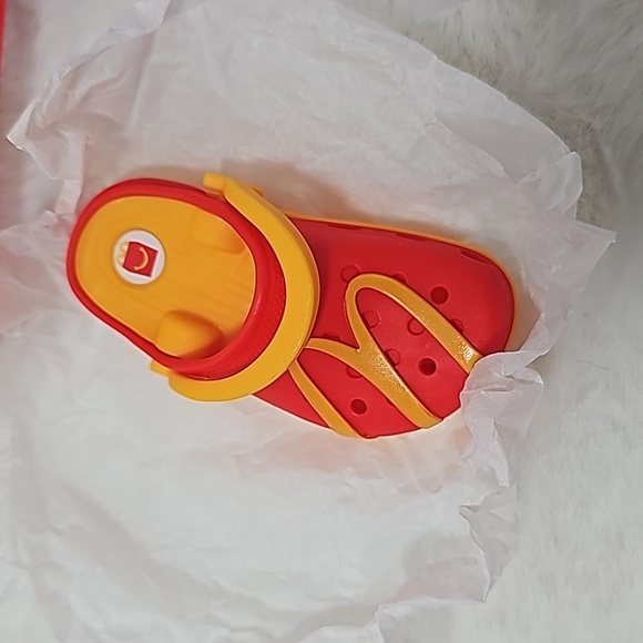 McDonald's Happy Meal Crocs Keychains # 4 # 6 #7 - Picture 2 of 5